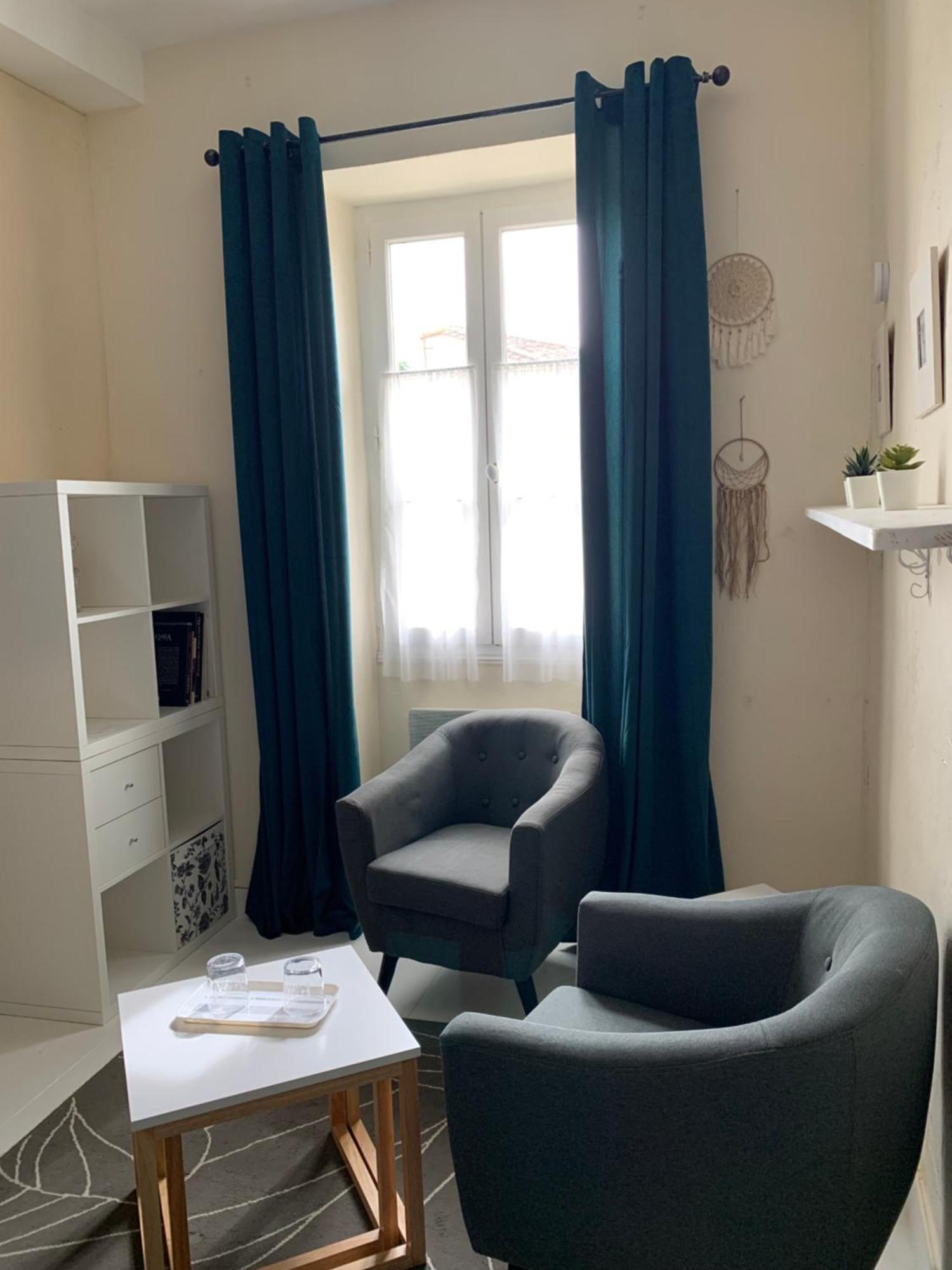 La Maison Du Bourg B&B Puisseguin Bagian luar foto
